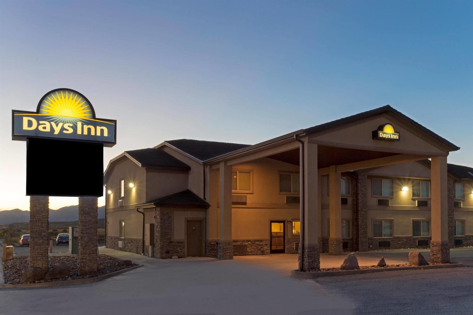 Days Inn By Wyndham Beaver Eksteriør bilde